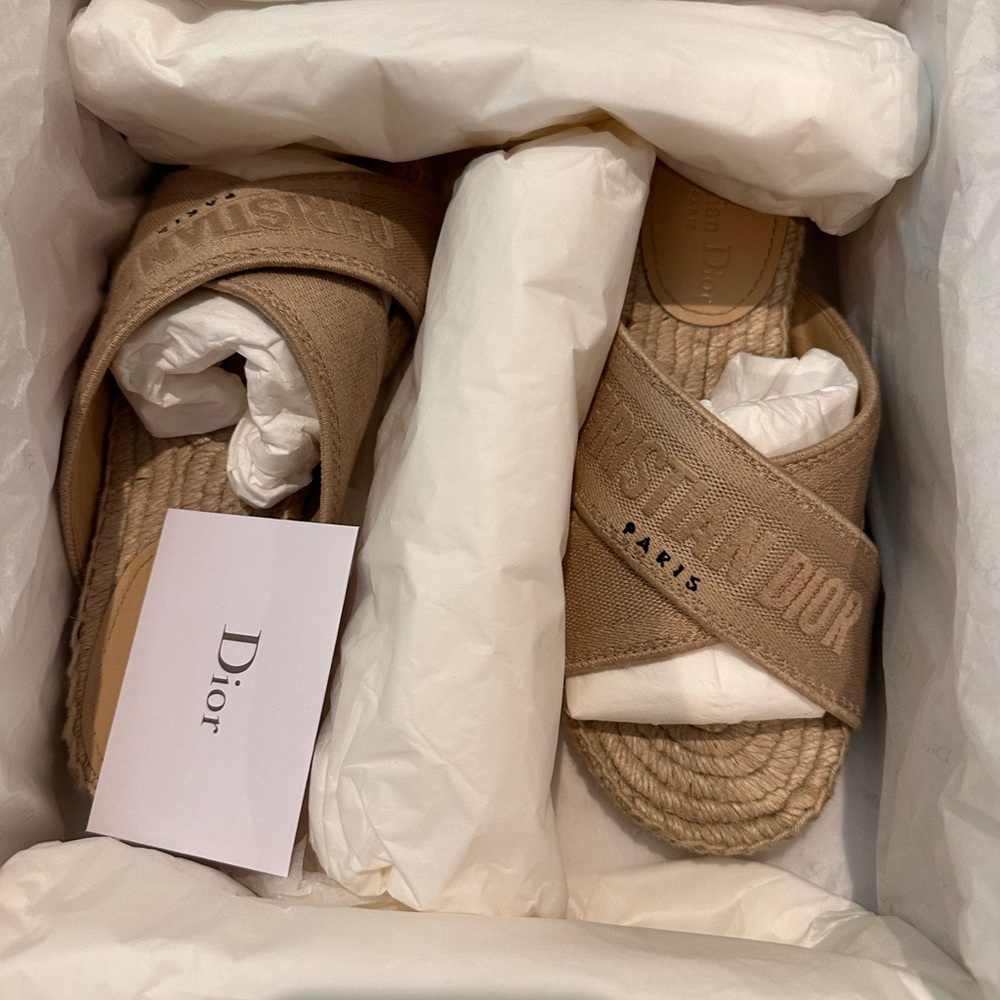 DIOR Granville Sandal Size 35 - Picture 14 of 15